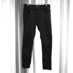 Grey ankle jeans, stitch fix brand